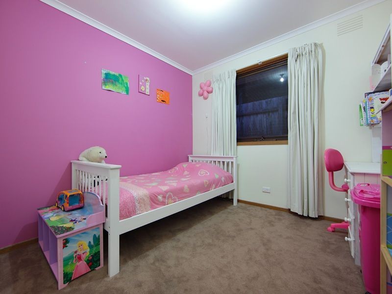 1 Chatswood Avenue, Langwarrin VIC 3910