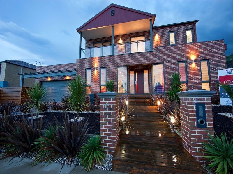 21 Pepperbush Crescent, Langwarrin VIC 3910