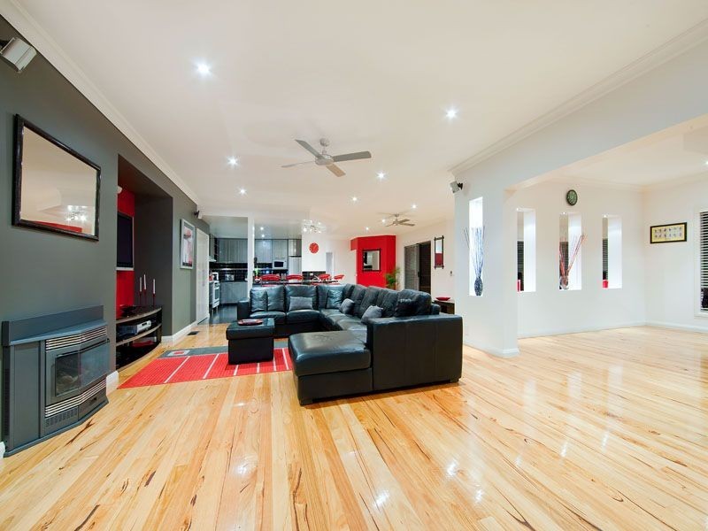 21 Pepperbush Crescent, Langwarrin VIC 3910