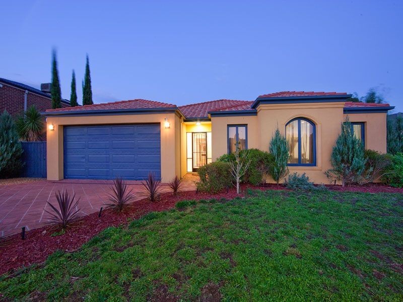 18 Pindara Blvd, Langwarrin VIC 3910