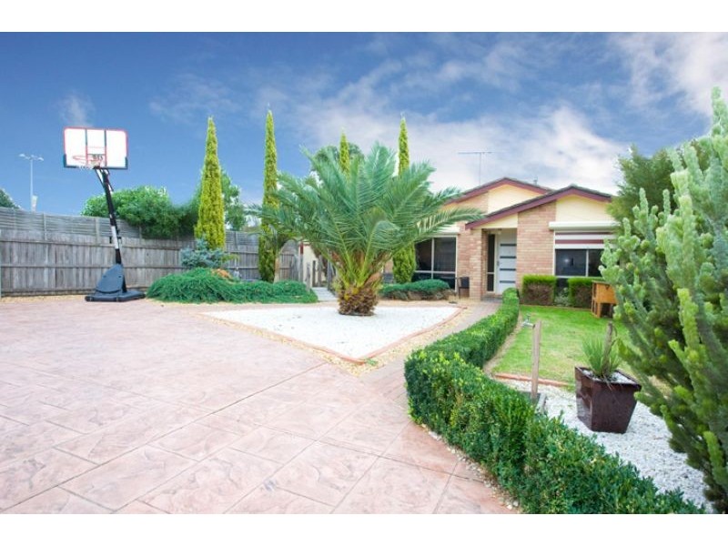 3 Watkins Place, Langwarrin VIC 3910