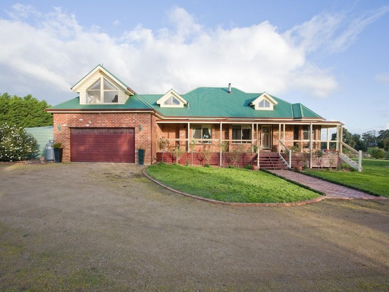 84 Highfield Drive, Langwarrin South VIC 3911