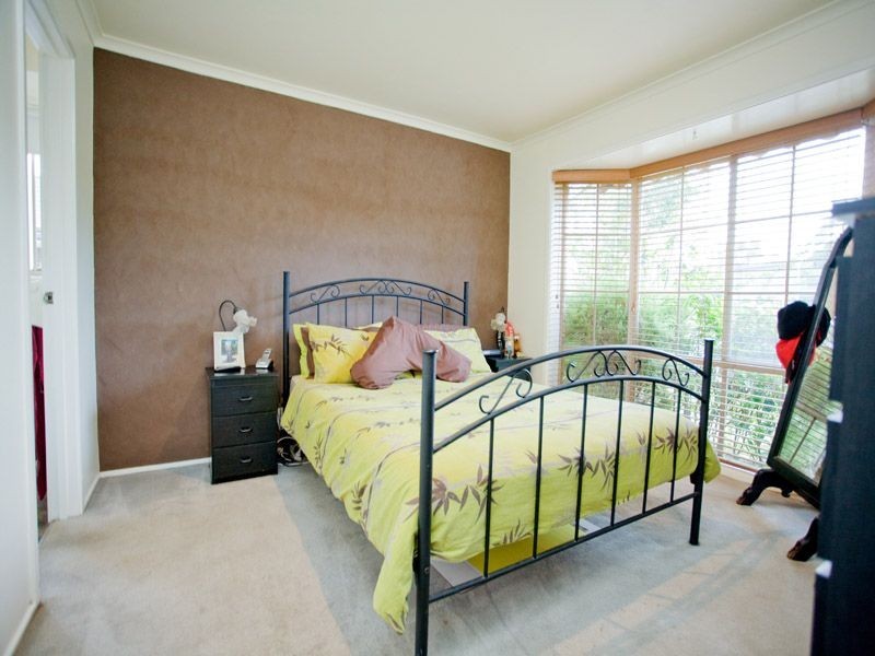 6 Apollo Court, Langwarrin VIC 3910