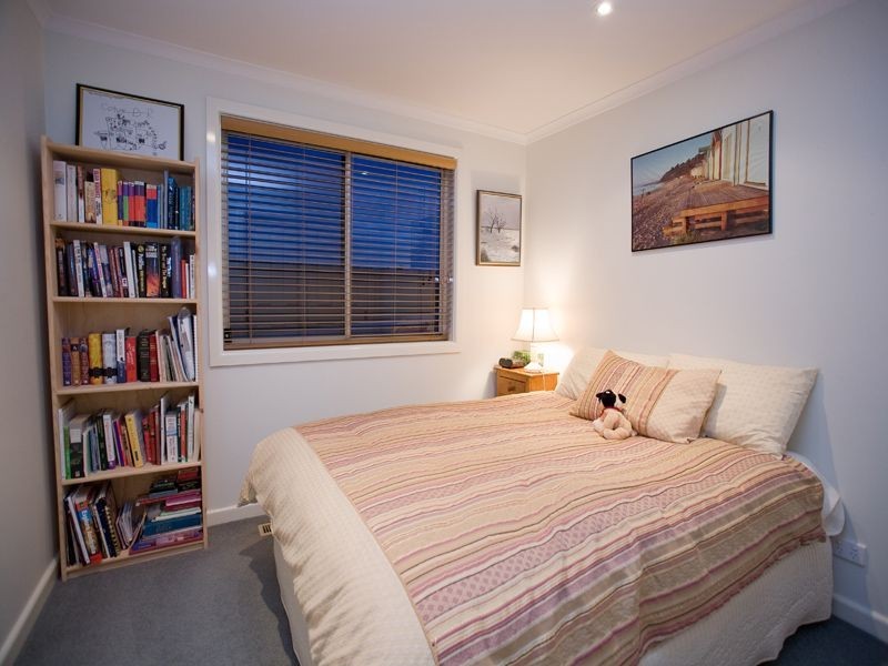 8 Helens Way, Langwarrin VIC 3910