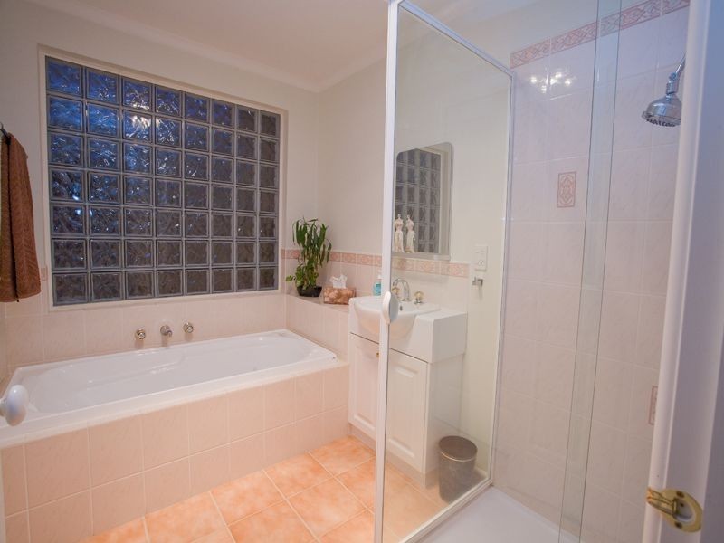 8 Helens Way, Langwarrin VIC 3910