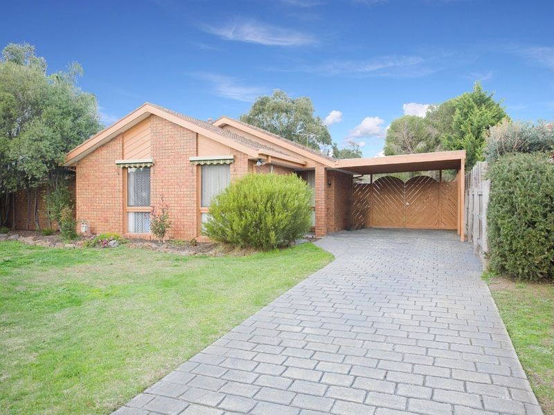 44 Granite Drive, Langwarrin VIC 3910