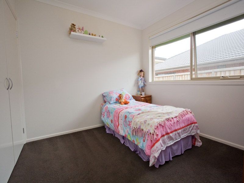 8 Fieldwood Lane, Langwarrin VIC 3910