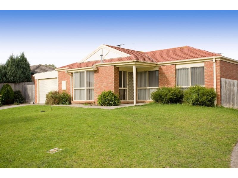2 Gleeson Court, Langwarrin VIC 3910