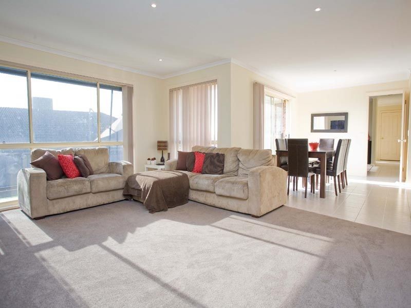 2 Claire Court, Langwarrin VIC 3910