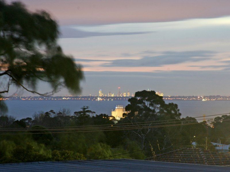 38 Towerhill Rd., Frankston South VIC 3199