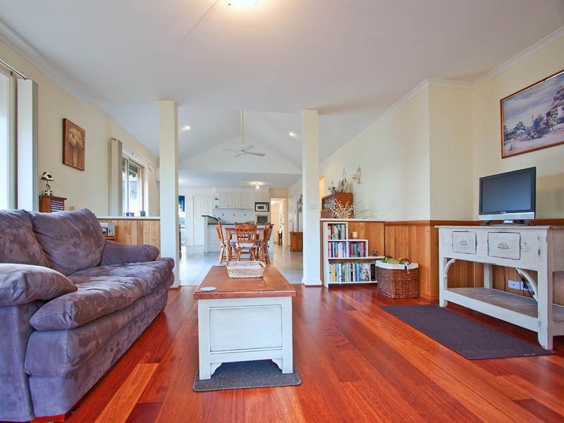 4 Bottlebrush Court, Langwarrin VIC 3910