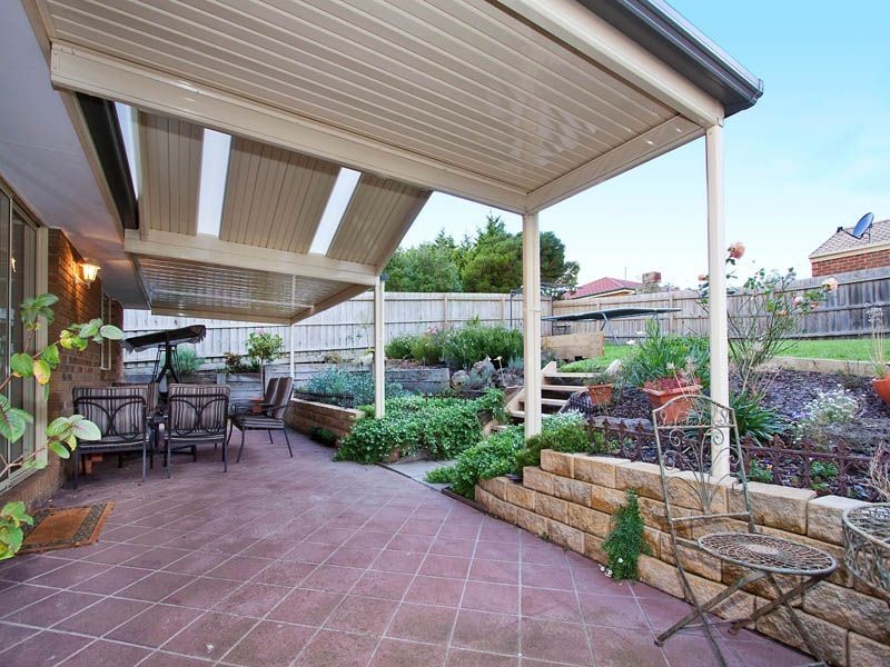 4 Bottlebrush Court, Langwarrin VIC 3910