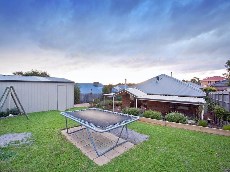 4 Bottlebrush Court, Langwarrin VIC 3910