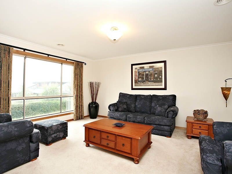 6 Coriander Court, Langwarrin VIC 3910