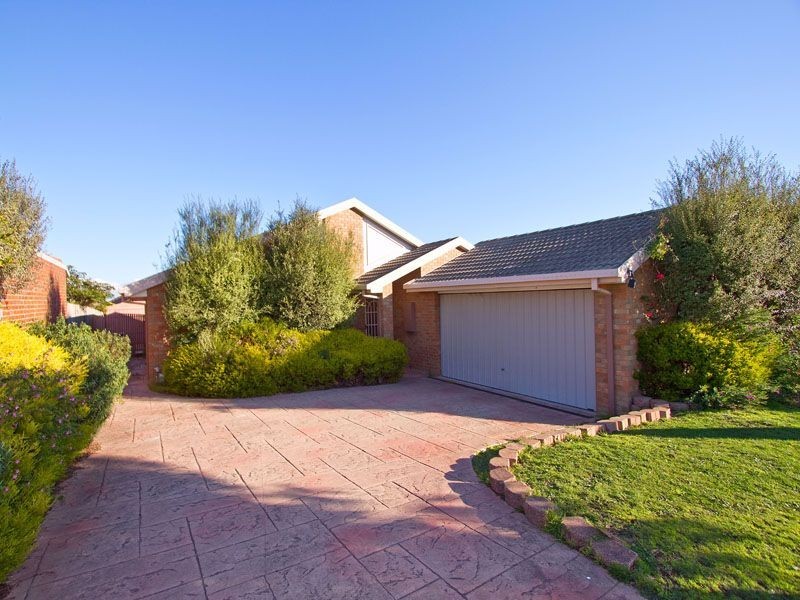 10 Tisdall Drive, Langwarrin VIC 3910