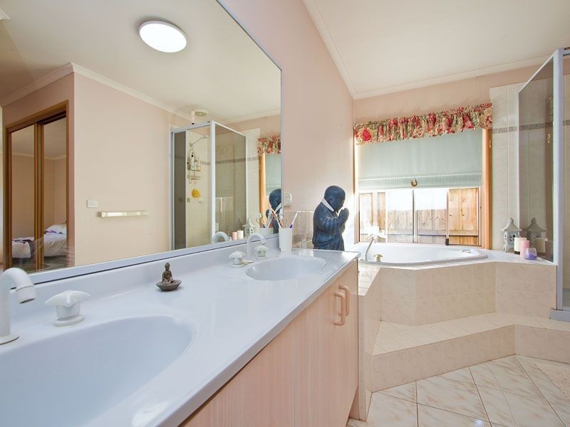 10 Tisdall Drive, Langwarrin VIC 3910