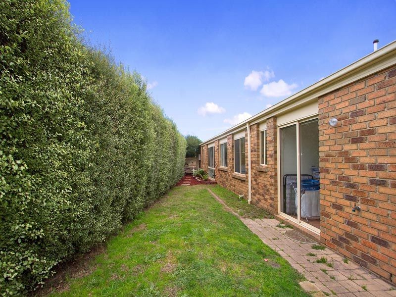 10 Cotoneaster Way, Langwarrin VIC 3910