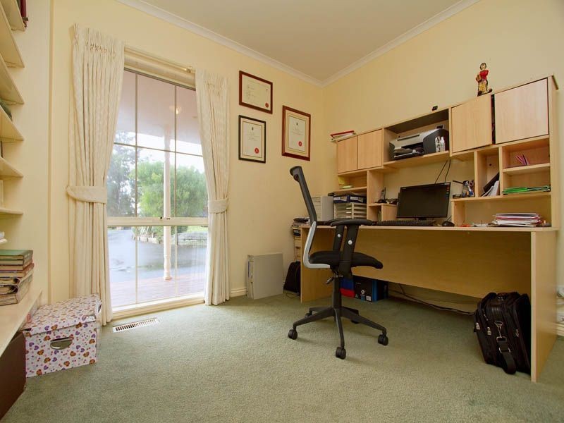70 Newton Avenue, Langwarrin South VIC 3911