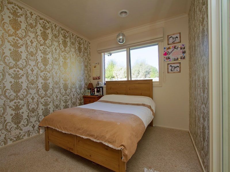 6 Kuranda Street, Langwarrin VIC 3910