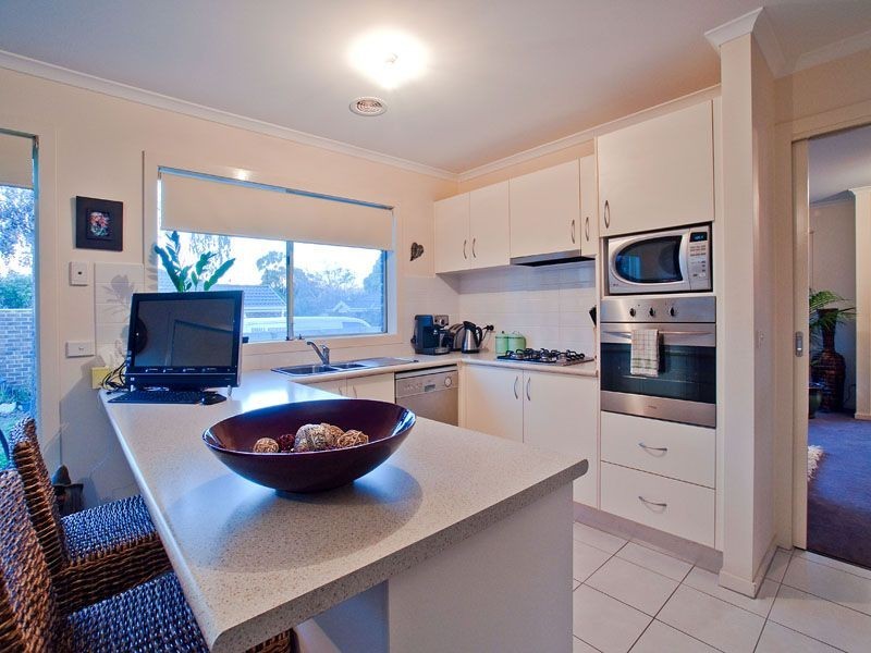 2/4 John Street, Langwarrin VIC 3910