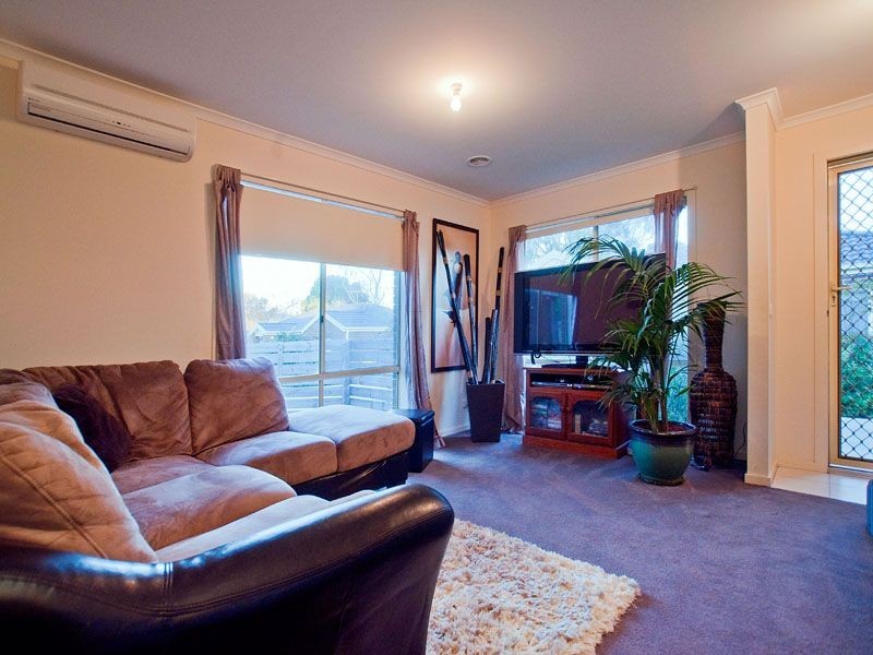 2/4 John Street, Langwarrin VIC 3910