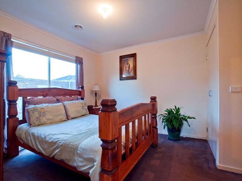 2/4 John Street, Langwarrin VIC 3910