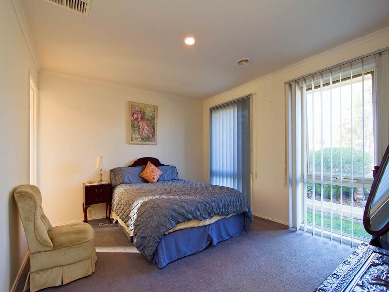 5 Carolyn Court, Langwarrin VIC 3910