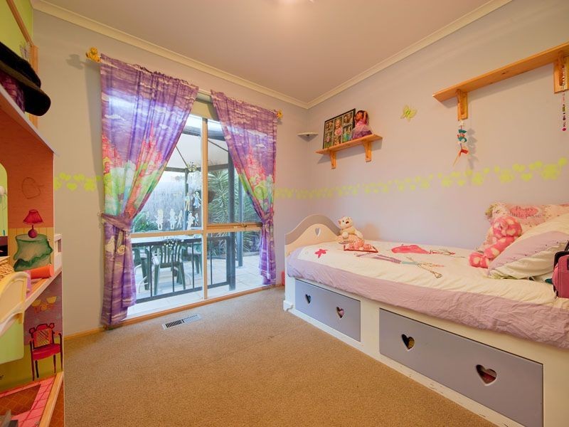 55 Stevens Rd, Langwarrin VIC 3910