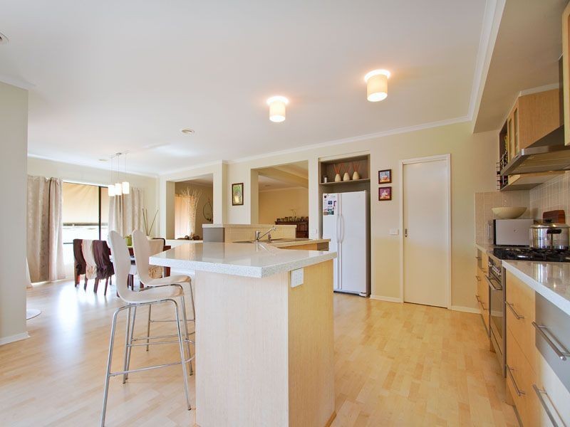 11 Collina Court, Langwarrin VIC 3910
