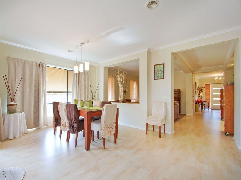 11 Collina Court, Langwarrin VIC 3910