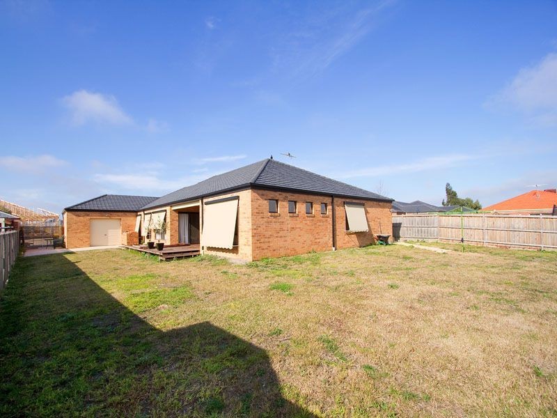 11 Collina Court, Langwarrin VIC 3910