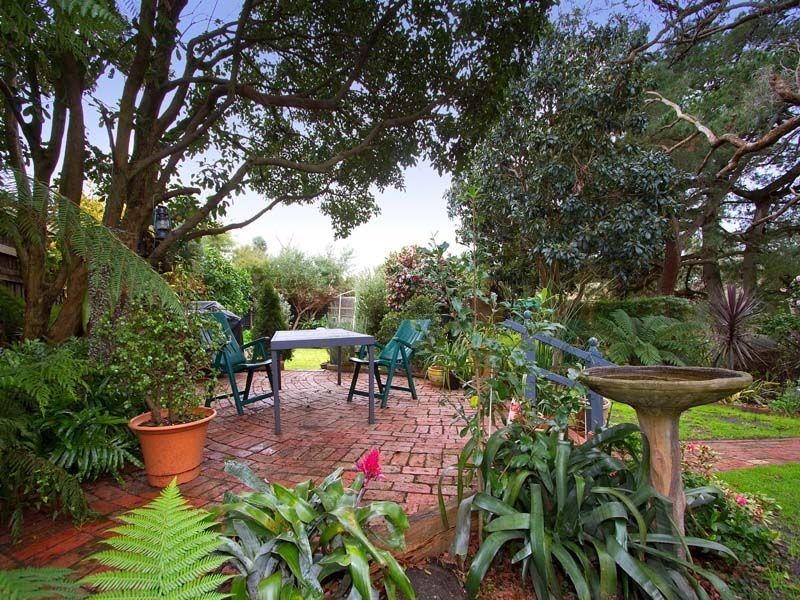 27 Athol Court, Langwarrin VIC 3910