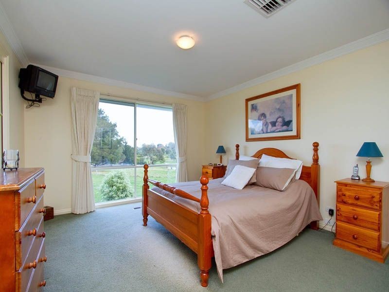 70 Newton Avenue, Langwarrin South VIC 3911