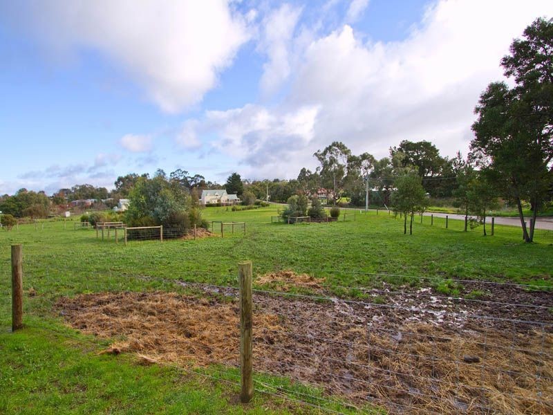 70 Newton Avenue, Langwarrin South VIC 3911