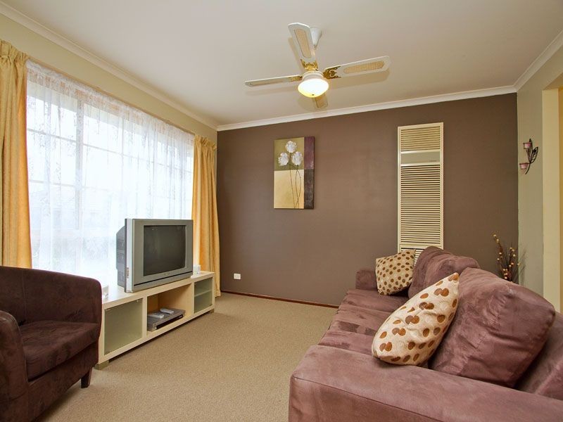 4/10 Lemnian Court, Langwarrin VIC 3910