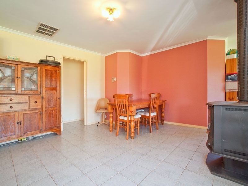 422 North Road, Langwarrin VIC 3910