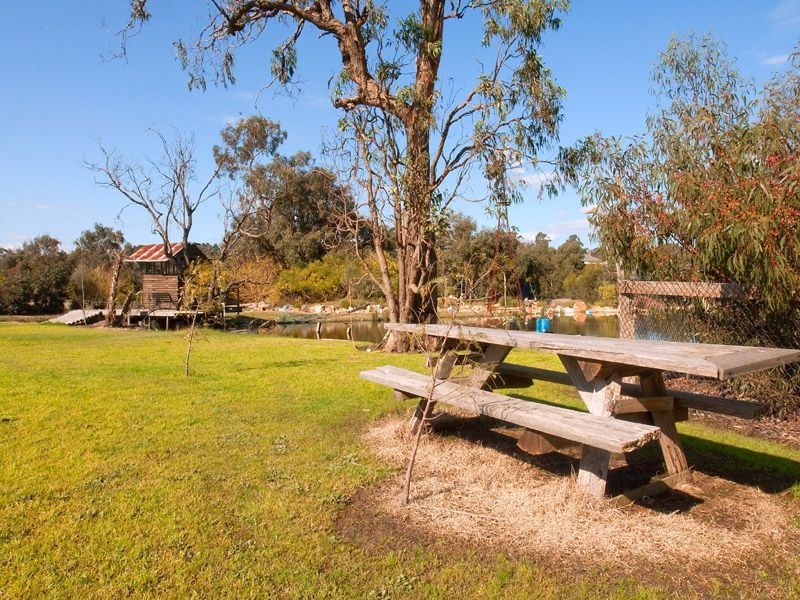 422 North Road, Langwarrin VIC 3910