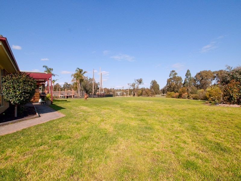 422 North Road, Langwarrin VIC 3910