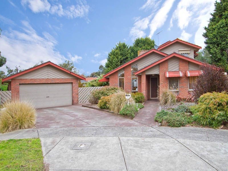 8 Saligna Court, Langwarrin VIC 3910