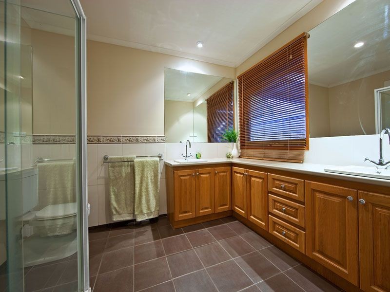 15 Australis Close, Langwarrin VIC 3910