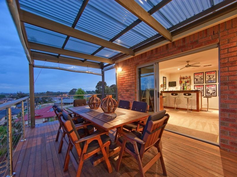 15 Brown Thornbill Court, Langwarrin VIC 3910