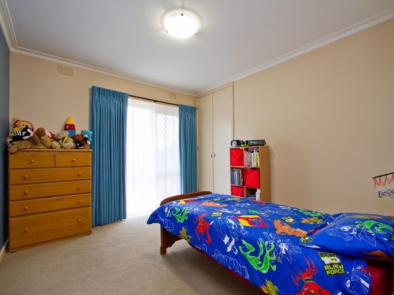 2 Ash Grove South, Langwarrin VIC 3910