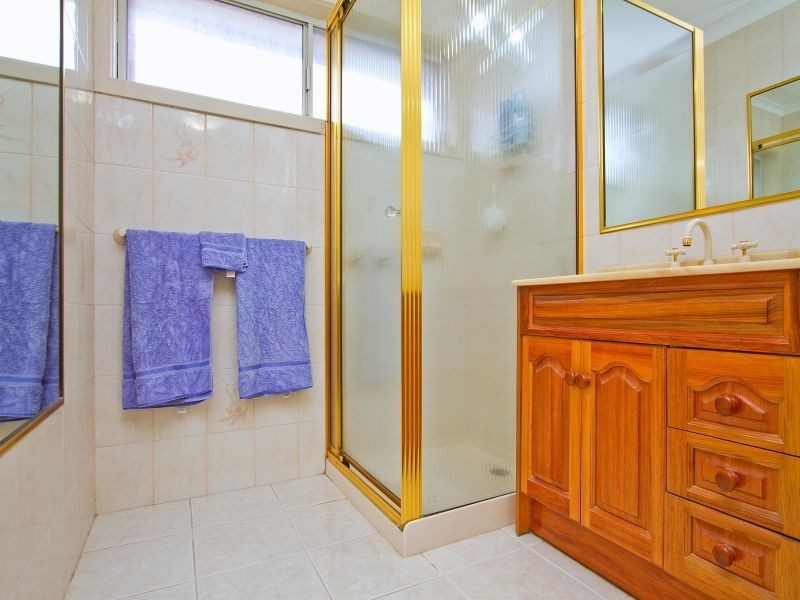 2 Ash Grove South, Langwarrin VIC 3910