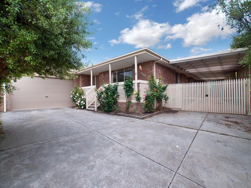 4 Grevillea Road, Langwarrin VIC 3910