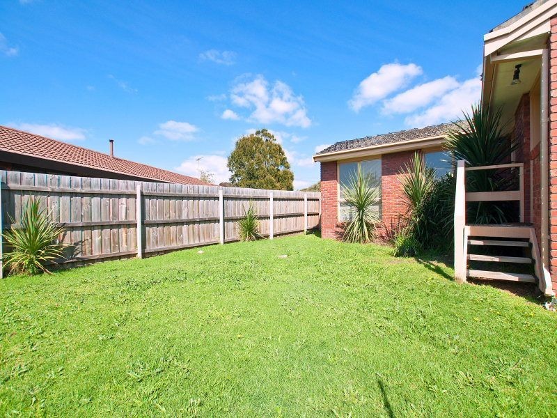 21 Lorraine Avenue, Langwarrin VIC 3910