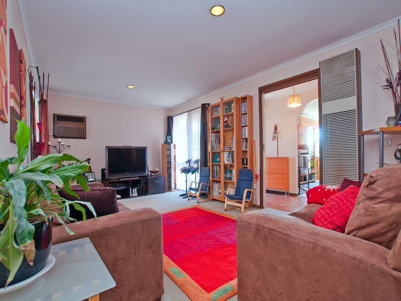 37 Burgess Drive, Langwarrin VIC 3910