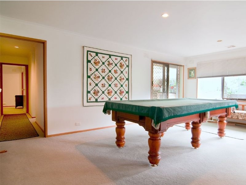 10 Peninsula Crs., Langwarrin VIC 3910