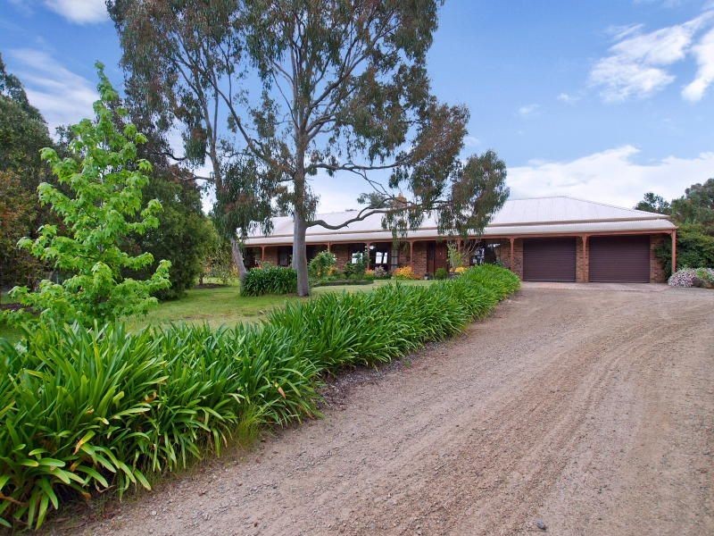 42 Bellbird Court, Langwarrin VIC 3910