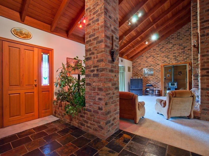 42 Bellbird Court, Langwarrin VIC 3910