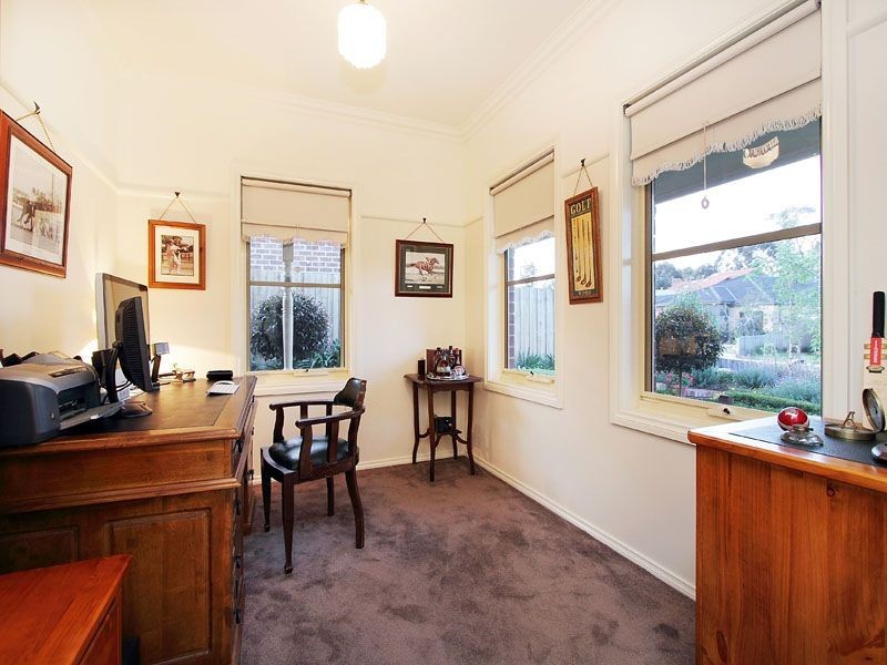 18 Dunmore Close, Langwarrin VIC 3910